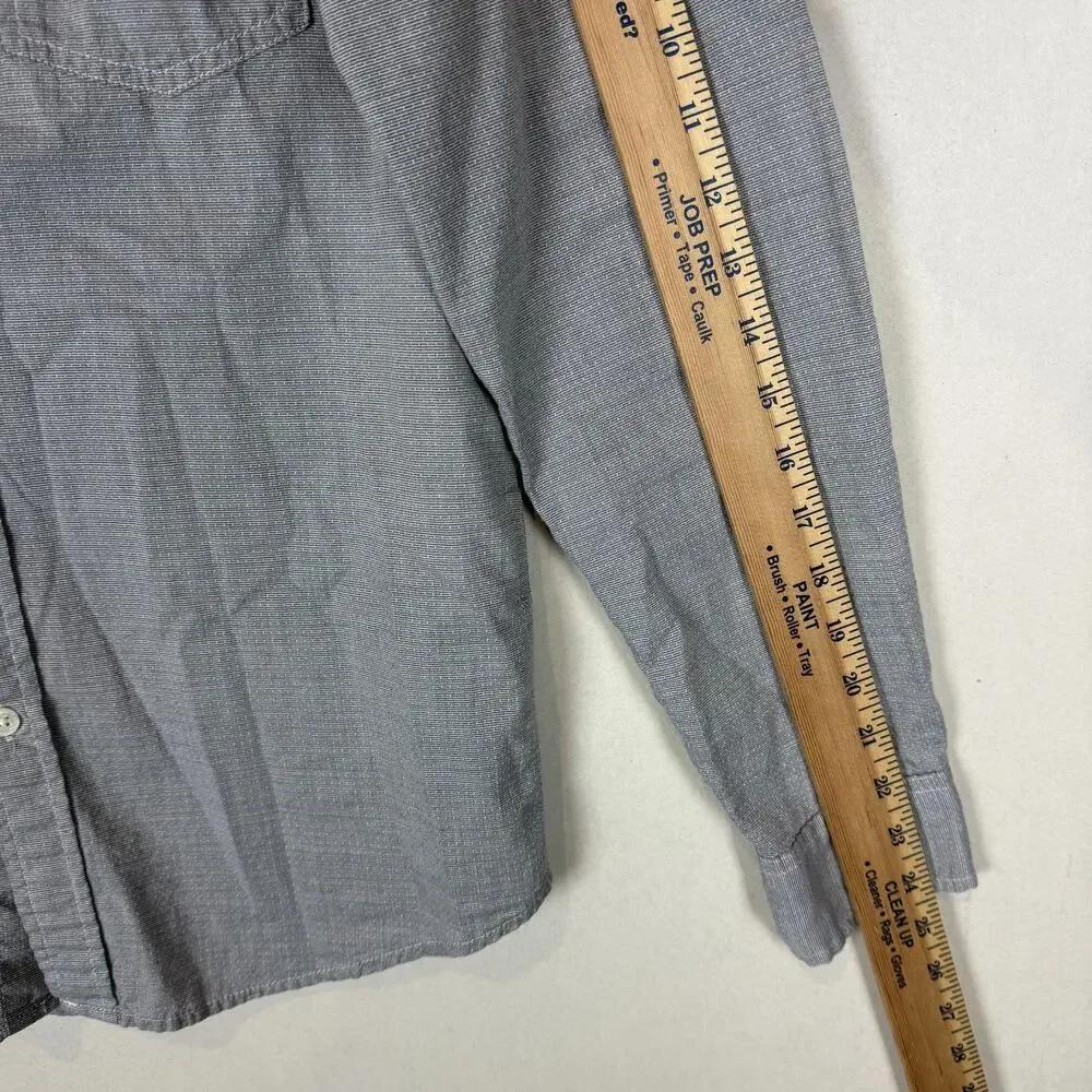 Levi's Shirt Men's Small‎ Gray Round Hem Pockets Long Sleeve Casual Button-Down